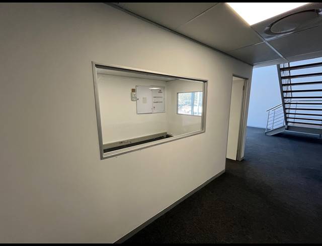 175M² OFFICE TO LET IN BRACKENFELL INDUSTRIAL